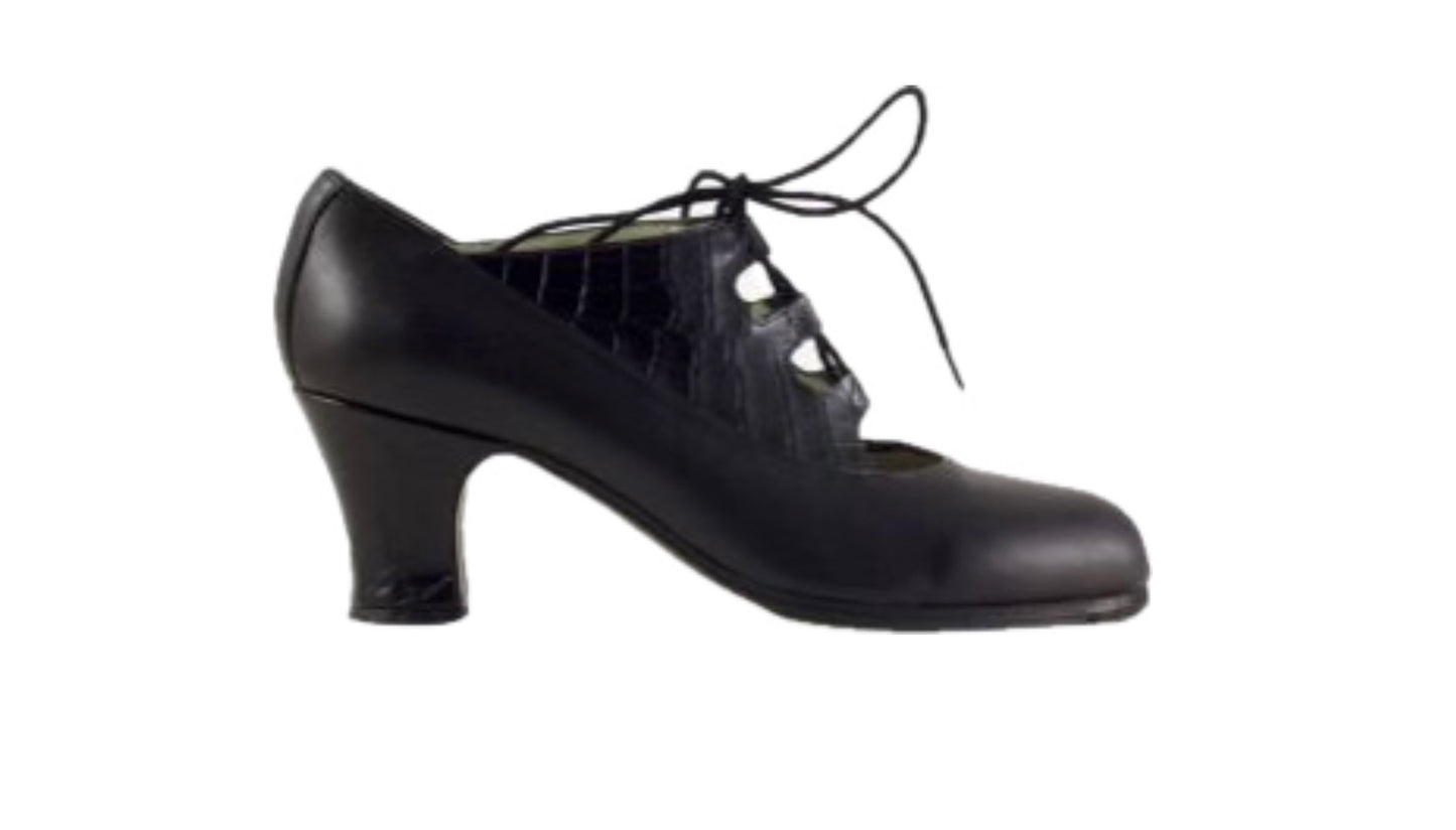 Zapato de flamenco M09 ANTIGUO de Begoña Cervera