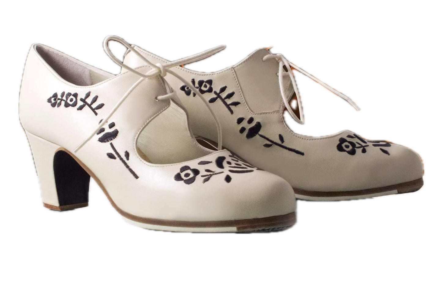 Zapato de flamenco M18 BORDADO CORDONERA de Begoña Cervera
