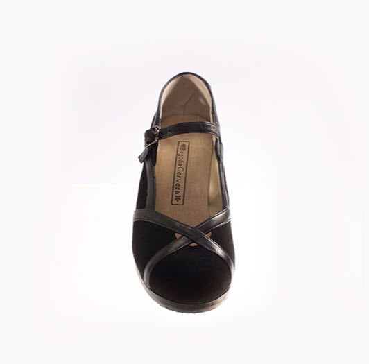 Zapato de flamenco M24 ARCO II de Begoña Cervera