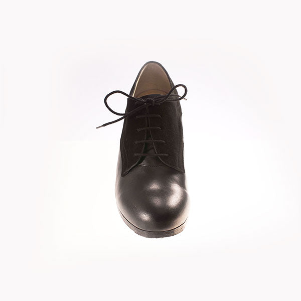 Zapato de flamenco M11 BLUTCHER de Begoña Cervera