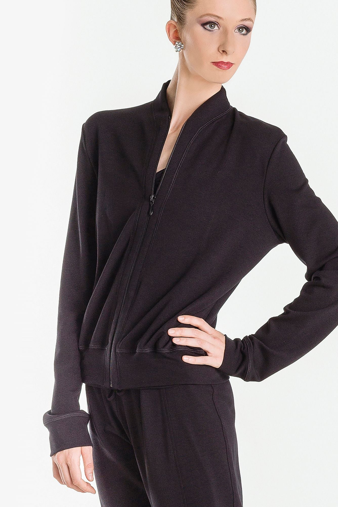 Sudadera de chándal ILIADE de Wear Moi - YoBailo.Shop