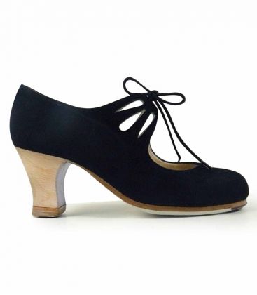 Zapato de flamenco M54 CORDONERA CALADO de Begoña Cervera