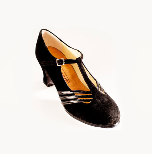 Zapato de flamenco M66 CLASS de Begoña Cervera