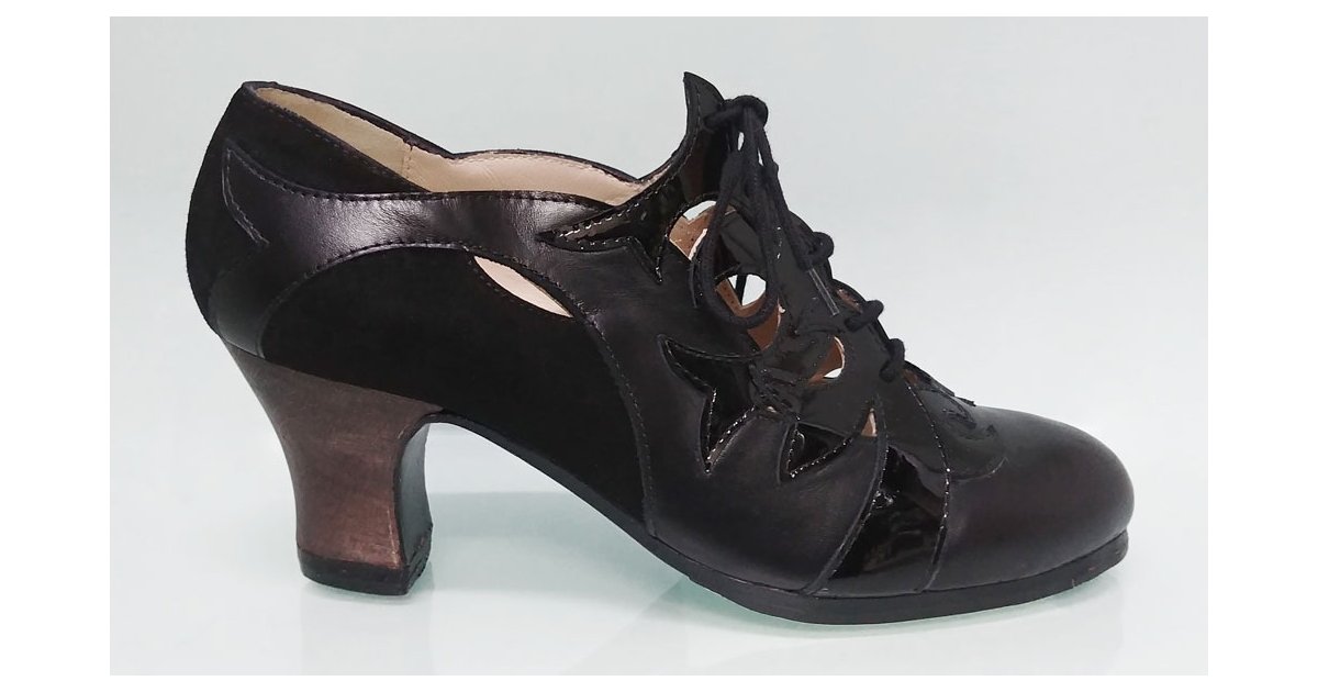 Zapato de flamenco M93 CUENTO DE AZÚCAR Begoña Cervera